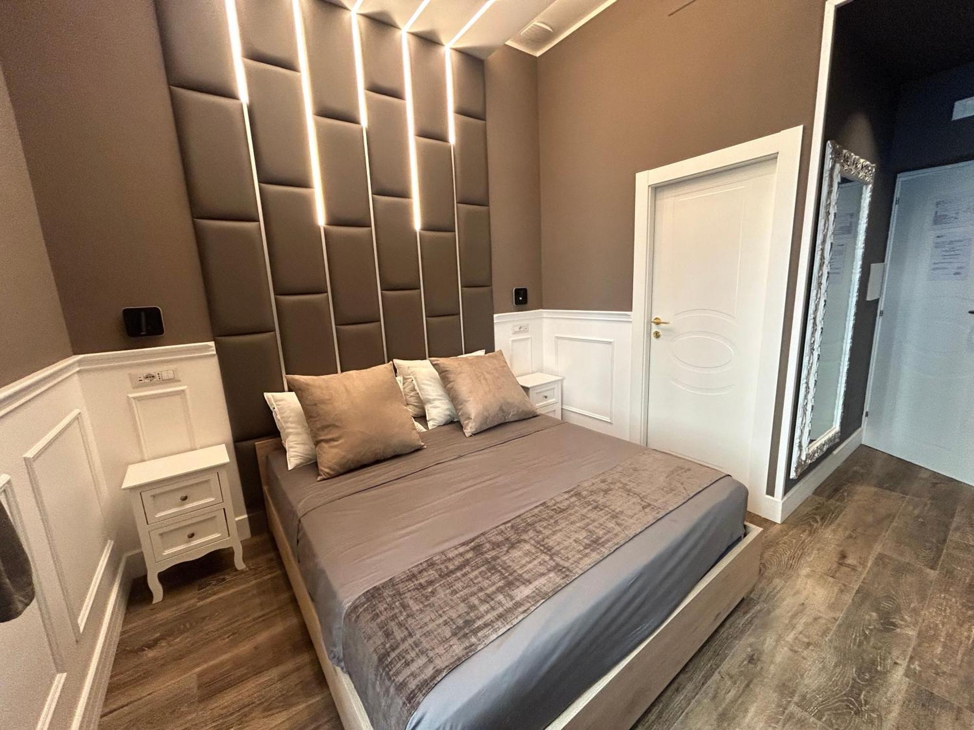 Lary'S Rooms - Vaticano โรม ภายนอก รูปภาพ